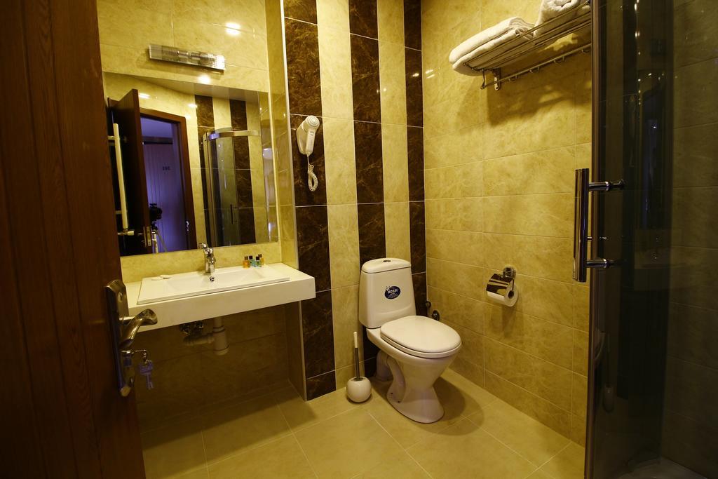 Sani Hotel Tiflis Exterior foto