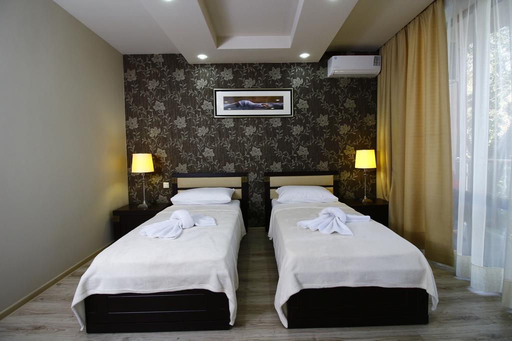 Sani Hotel Tiflis Exterior foto